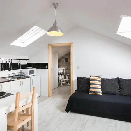 Heart Of - One-bedroom With Terrace Lägenhet